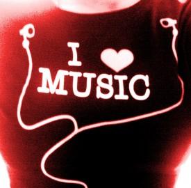 i_love_music__by_disenchantedkaru