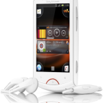 Sony Ericsson lanseaza telefonul Live