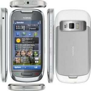 Nokia C7