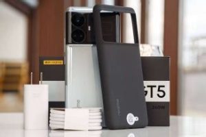 Realme GT5 240W